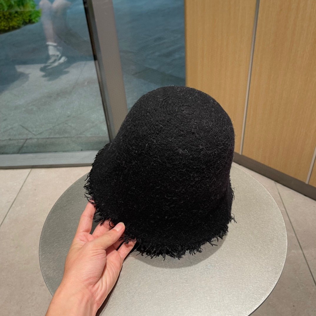 香奈儿 chanel chanel 2021秋冬新款羊羔毛渔夫帽 超级百搭舒适