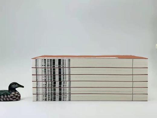 《校订元明杂剧往来信札》《校订元明杂剧事往来信札》，张元济、郑振铎、王云五、袁同礼、王季烈等手稿影印，收手迹、录副共约470件，大部分均为首度公布。宣纸，线装八开，一函六册全，商务印书馆 商品图3