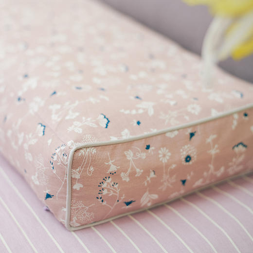 小森林碎花荞麦成人枕长方形护颈枕 商品图3