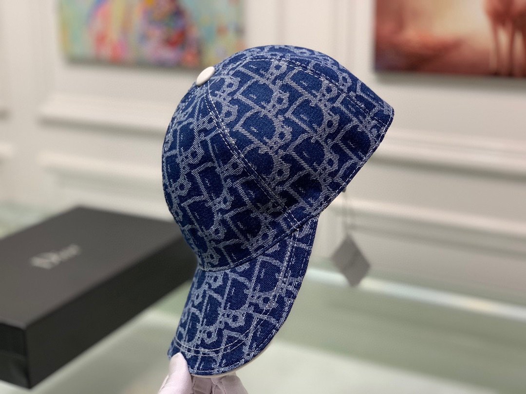 迪奥dior )新款原单棒球帽 dior老花 复古韵味十足 专柜断货热门