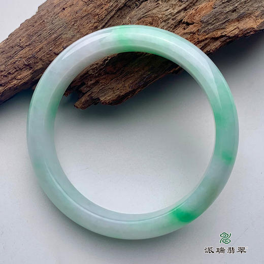 派瑞翡翠 翡翠手镯 糯种 绿色 商品图1