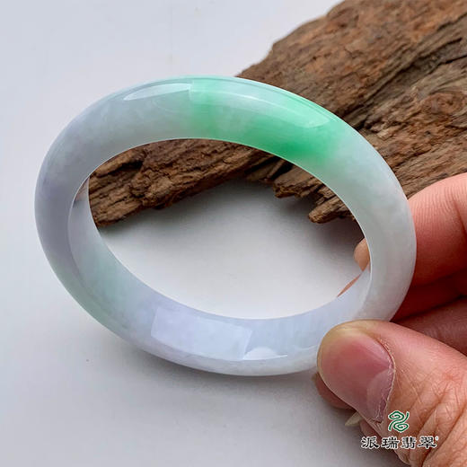 派瑞翡翠 翡翠手镯 糯种 绿色 商品图0