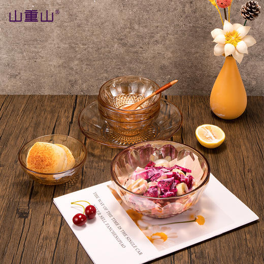 山重山（MOM）玻璃碗套装水果沙拉碗大容量玻璃餐具微波炉耐热泡面碗加厚汤碗透明碗 【顺丰】琥珀色小碗6件套【5英寸】 商品图4