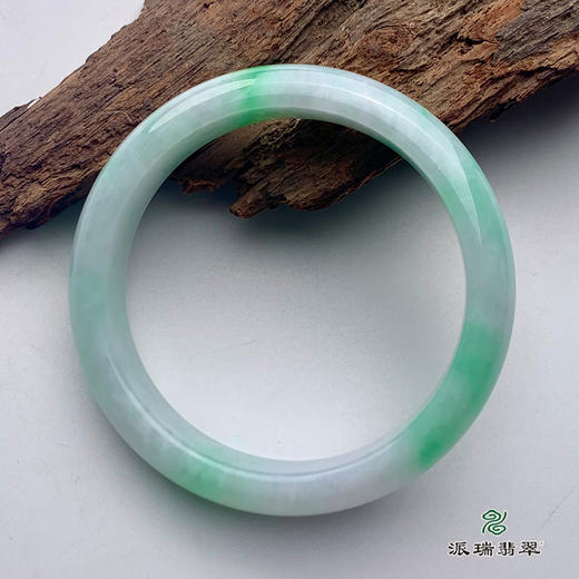 派瑞翡翠 翡翠手镯 糯种 绿色 商品图3