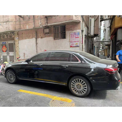 奔驰 E 300L 豪华型 【长租-深圳】 商品图1