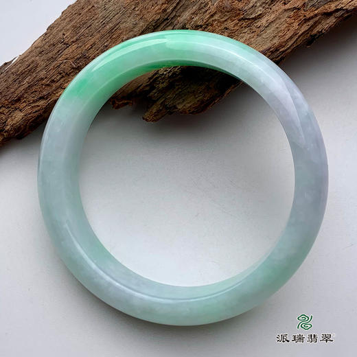 派瑞翡翠 翡翠手镯 糯种 绿色 商品图3