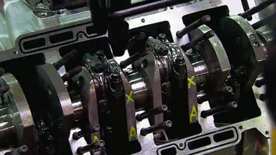 汽车工业探究丨在欧洲工厂，感受一下顶级跑车发动机是如何铸造的