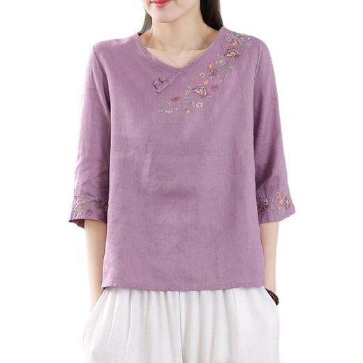 XY-BS9235 2022夏季新款复古盘扣棉麻中袖V领T恤衫宽松大码文艺刺绣亚麻上衣 商品图3