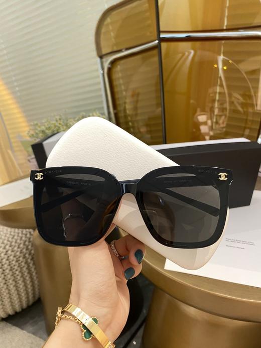 香奈儿 Chanel  新款上架 CH7639 高级太阳眼镜 搭配镜片经典金属双“ 商品图2