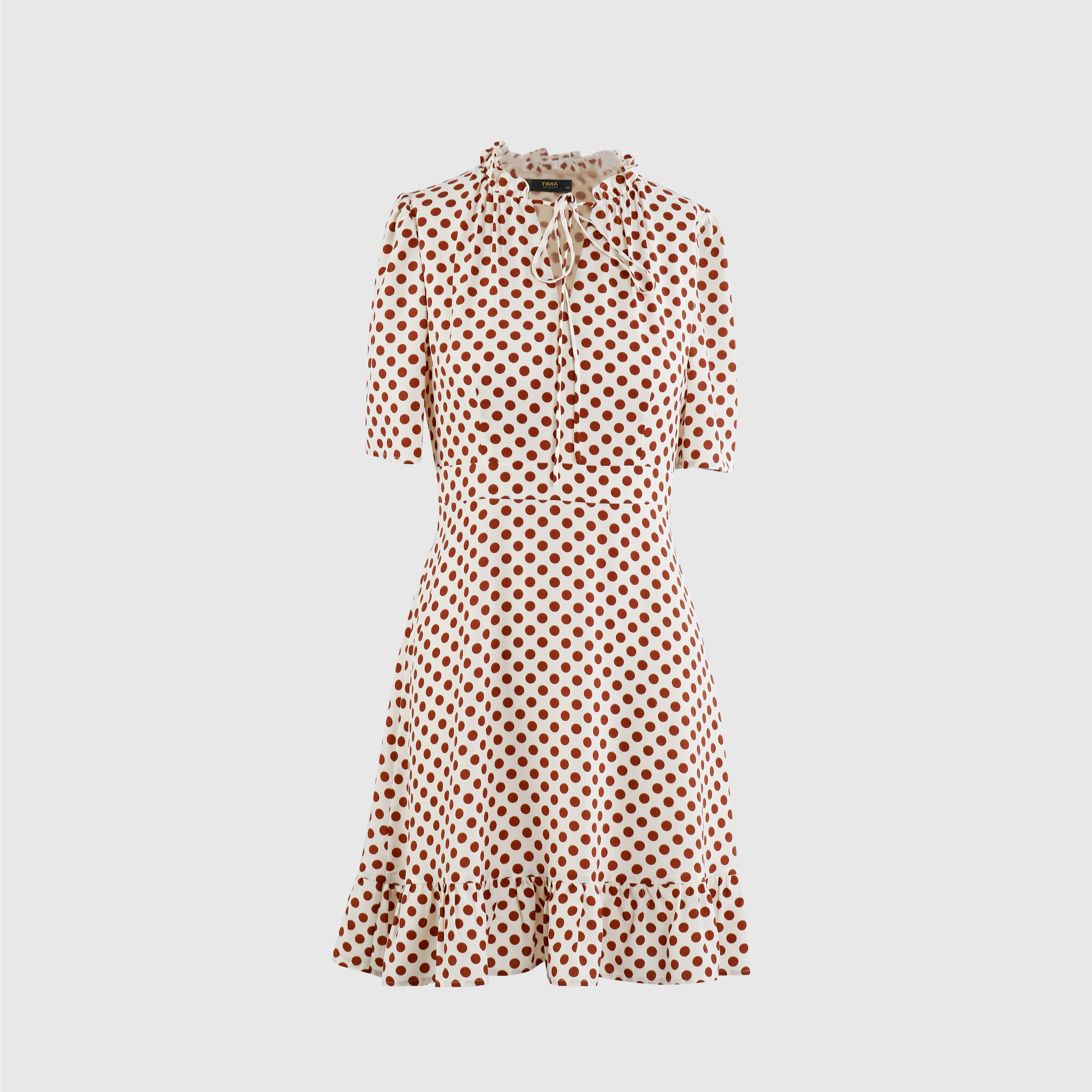 木耳边系带收腰连衣裙