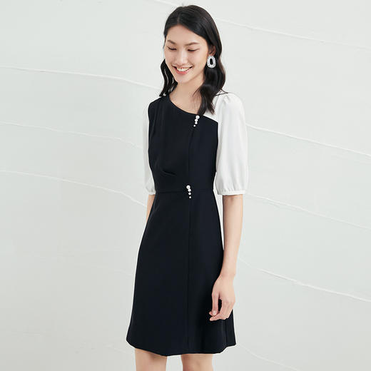 EITIE爱特爱夏季新款气质通勤百搭显瘦泡泡袖收腰a字连衣裙B2207922 商品图2