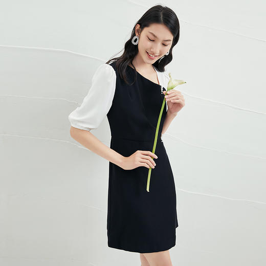 EITIE爱特爱夏季新款气质通勤百搭显瘦泡泡袖收腰a字连衣裙B2207922 商品图3