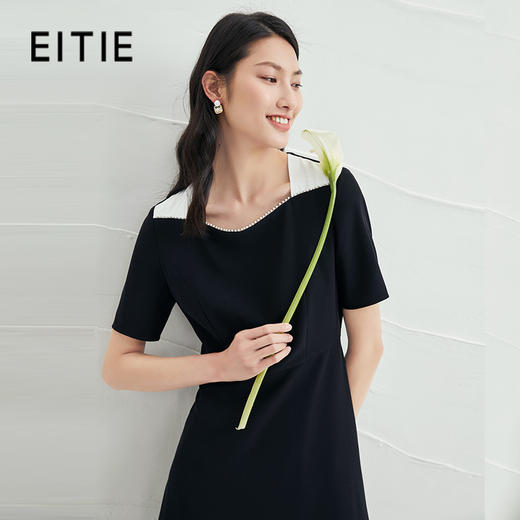 EITIE爱特爱夏季新款通勤短袖显瘦一字领黑色a字连衣裙B2207918 商品图1