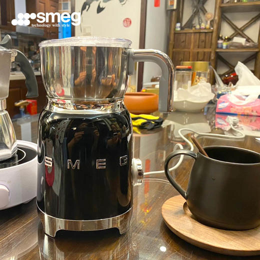 SMEG/斯麦格 MFF01 奶泡机 冷热两用玩转奶泡（不支持七天无理由退换）[福利品] 商品图3