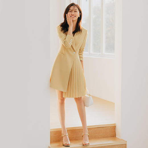 高端黄色连衣裙女春秋新款时尚ol不规则职业西装裙通勤 商品图0