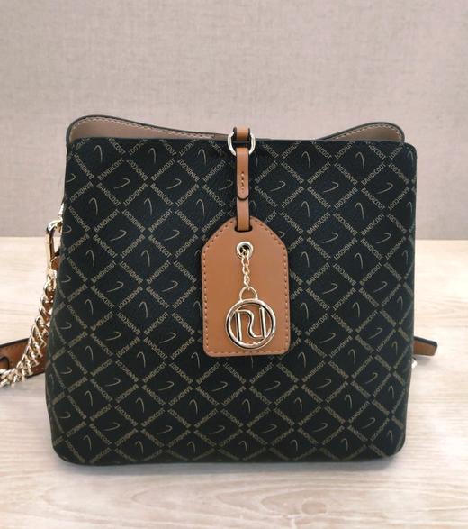 4F袋鼠女包 商品图0