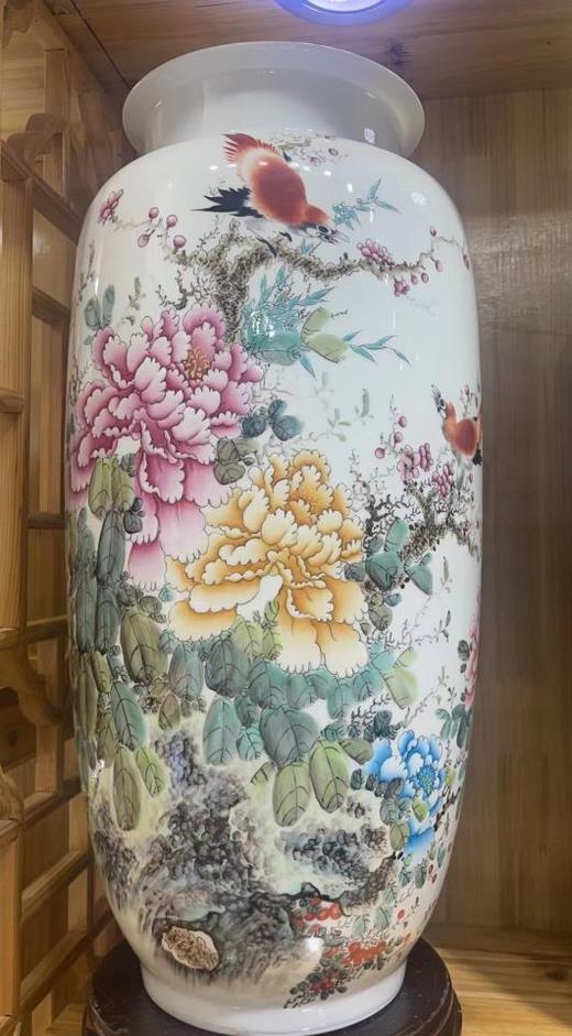 彭小清：粉彩艳影凌风灯笼瓶 商品图0