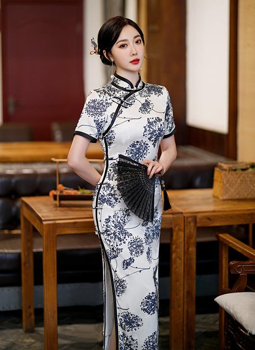 ZAYS-5100春夏改良长款宽边八扣旗袍日常复古修身老上海走秀时尚旗袍 商品图0