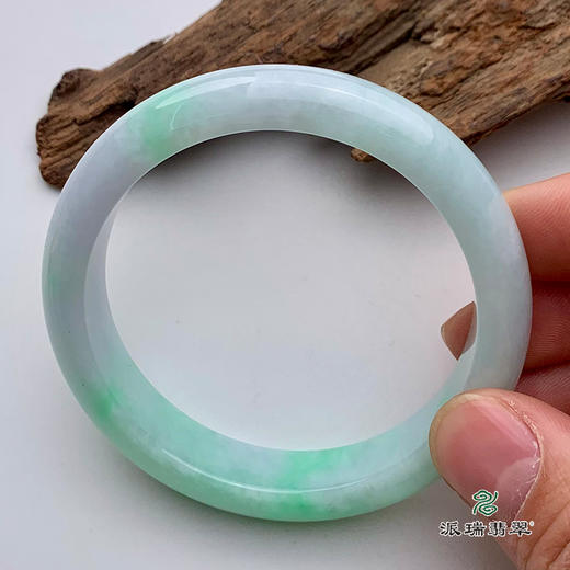 派瑞翡翠 翡翠手镯 糯种 绿色 商品图4