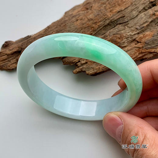派瑞翡翠 翡翠手镯 糯种 绿色 商品图0