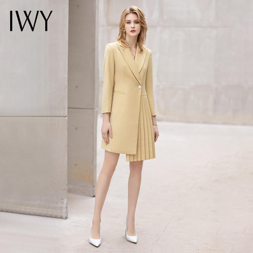 IWY/播音主持艺考正装连衣裙女黄色气质百褶裙西装裙高端售楼部工作服Q11363 商品图1