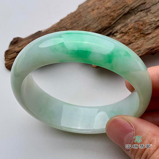 派瑞翡翠 翡翠手镯 糯种 绿色 商品图0