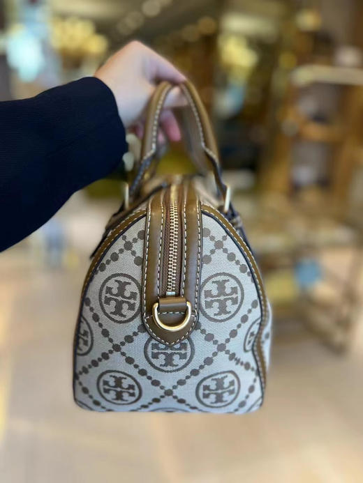 秋季大促🎉～ Tory Burch⭐️3450元美国直邮 Monogram 波士顿酒桶包 商品图1