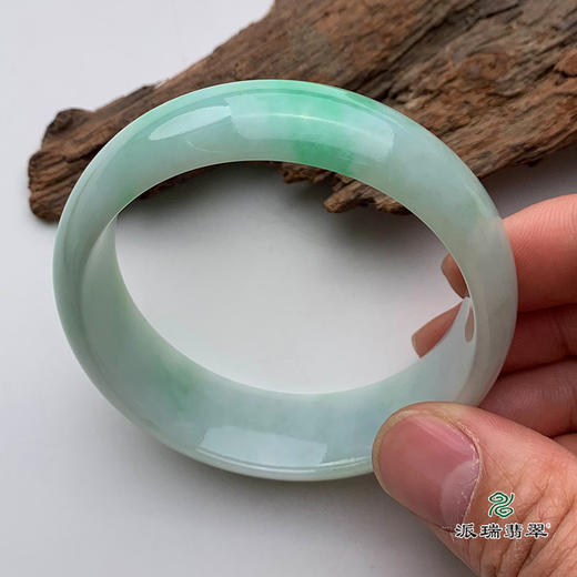 派瑞翡翠 翡翠手镯 糯种 绿色 商品图2