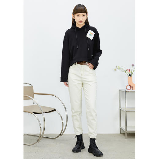 NEELLY纳俪商场同款卫衣女连帽撞色图案小众短款宽松休闲小个子潮N22022J01063 商品图4