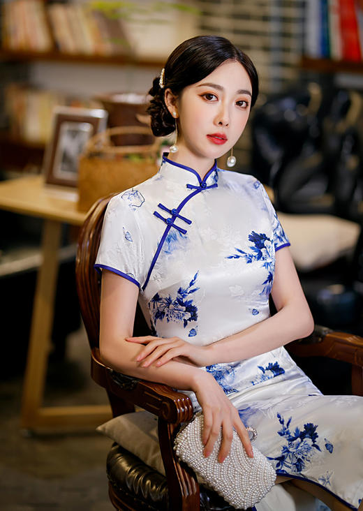 ZAYS- 82257春季中长改良丝绸提花旗袍日常修身复古气质短袖立领唐装旗袍 商品图1