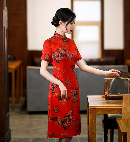 ZAYS- 2306春季改良A版绣花立领旗袍日常复古短袖气质红色旗袍 商品图1