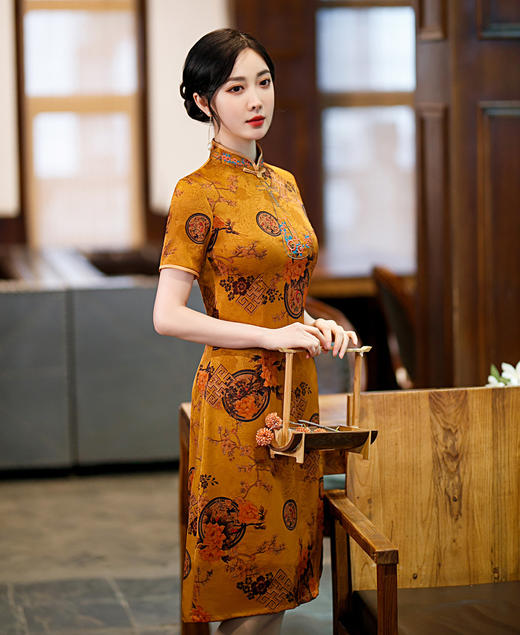 ZAYS-2307春季改良A版刺绣旗袍日常复古短袖中国风时尚绣花立领旗袍 商品图2