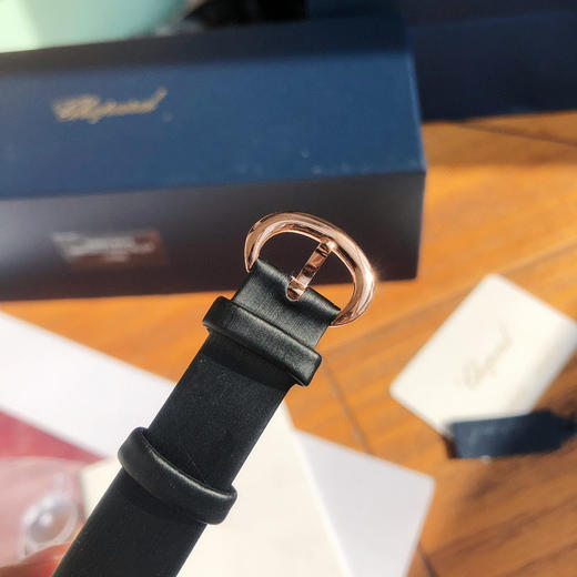 萧邦HAPPY DIAMONDS快乐钻系列，HAPPY DIAMONDS腕表 商品图8