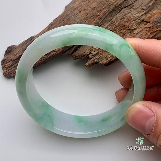 派瑞翡翠 翡翠手镯 糯种 绿色 商品图2