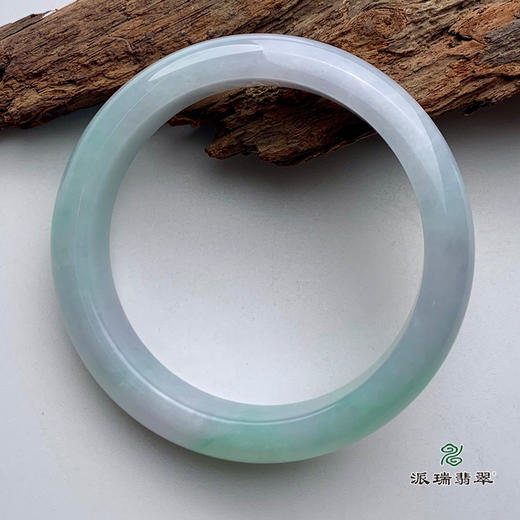 派瑞翡翠 翡翠手镯 糯种 绿色 商品图3