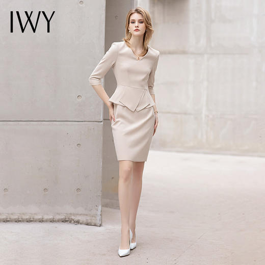 IWY/高端气质卡其色职业连衣裙女士七分袖收腰显瘦售楼部正装西装套裙Q11366 商品图0