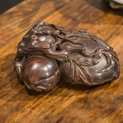 清 紫檀木雕桃形水盂 商品图4