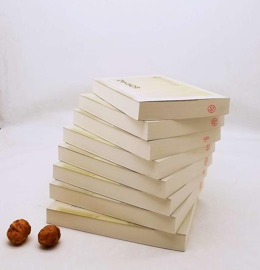 《周必大集校证》，全8册，周必大著，王瑞来校证，上海古籍出版社2020年版，1800页，定价980，售价488元。一箱装。

周必大（1126年8月15日－1204年10月25日），字子充，一字洪道， 商品图2