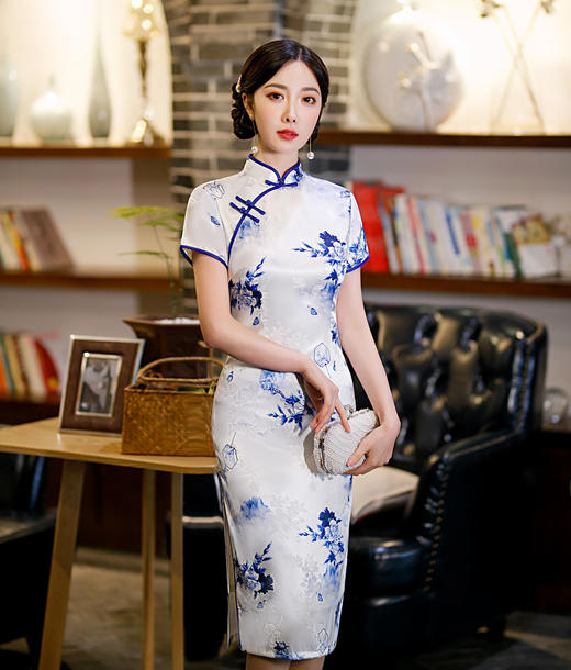 ZAYS- 82257春季中长改良丝绸提花旗袍日常修身复古气质短袖立领唐装旗袍 商品图0