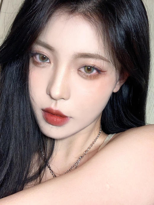 【年抛】蓝礁湖金绿
Hollygirl  | 中直径14.2，着色13.3 | 【同品牌多副更划算,选款完整色板在详情页】，非离子 | 绿色金粉 商品图13