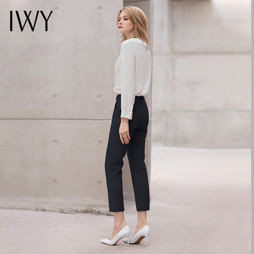 IWY/白色衬衫女夏薄款设计感雪纺衬衣职业上衣套装气质公务员面试正装B11234+P11433 商品图3