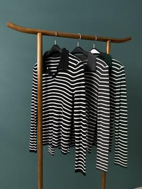 衣柜必不可少的经典条纹针织衫！yi线品牌代工厂定制 2022新款女春季薄款早春短款修shen显瘦外穿 内搭设计感V领polo领撞色 ins套头条纹衫 小清新 复古风 日韩风 通勤风 四季款单品！