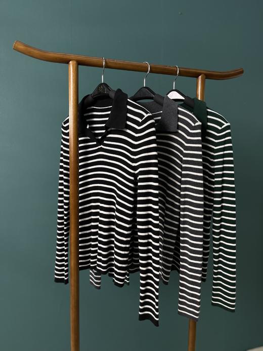 衣柜必不可少的经典条纹针织衫！yi线品牌代工厂定制 2022新款女春季薄款早春短款修shen显瘦外穿 内搭设计感V领polo领撞色 ins套头条纹衫 小清新 复古风 日韩风 通勤风 四季款单品！ 商品图0