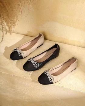 西村名物2022年春季新款水钻撞色蝴蝶结甜美平底豆豆鞋浅口粗跟温柔单鞋女T22AE17561