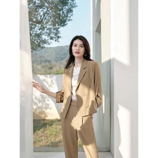 5楼伊芙丽外套 商品图0