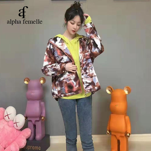 法米拉 女大装上衣 A0C0AFB207139		 商品图0