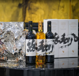 翡马x许静 艺术家联名酒款 《醉春风》