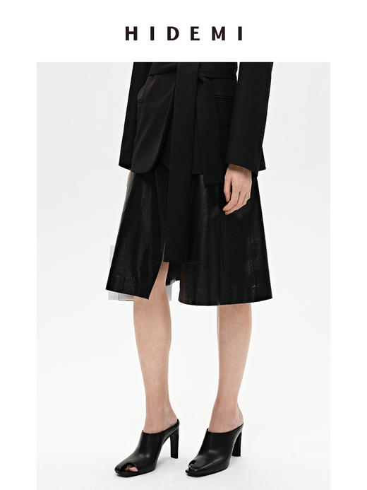 HIDEMI 褶皱做旧感环保皮黑色一粒扣不对称半身裙 商品图13