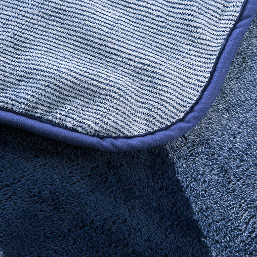 HUGO BOSS 色织暖绒毯  HBMT-006 商品图1