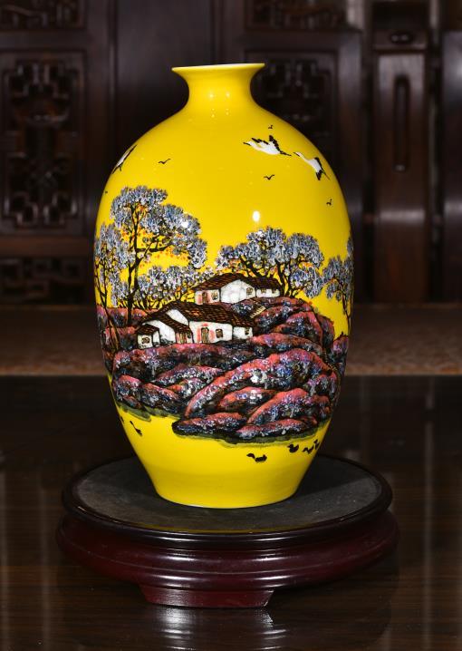 皇家黄醉美秋色赏瓶 商品图0